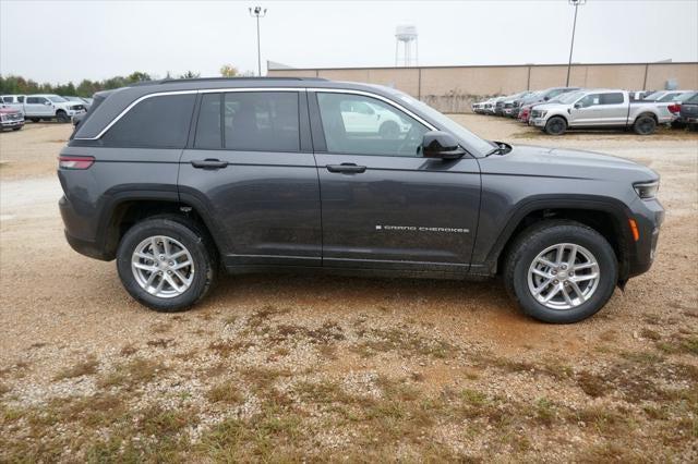 2025 Jeep Grand Cherokee GRAND CHEROKEE LAREDO X 4X4 2025 Jeep Grand Cherokee GRAND CHEROKEE LAREDO X 4X4