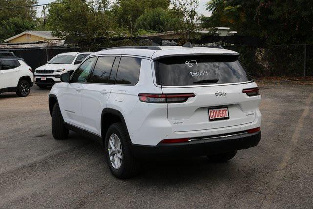 2025 Jeep Grand Cherokee GRAND CHEROKEE L LAREDO X 4X4