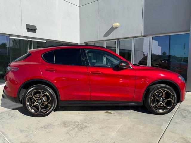 2025 Alfa Romeo Stelvio STELVIO INTENSA AWD