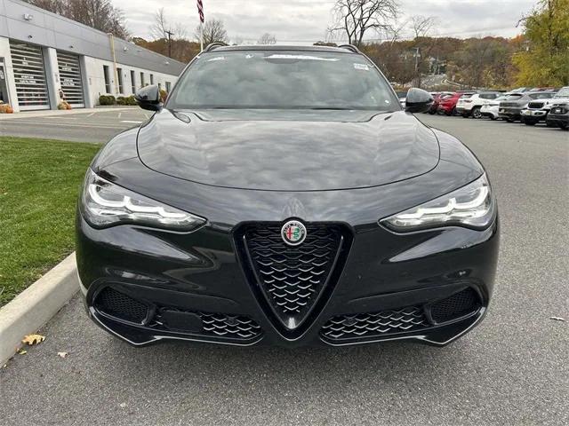 2025 Alfa Romeo Stelvio STELVIO INTENSA AWD 2025 Alfa Romeo Stelvio STELVIO INTENSA AWD