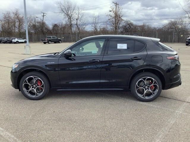 2025 Alfa Romeo Stelvio STELVIO AWD