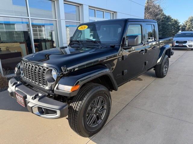 2026 Jeep Gladiator GLADIATOR SPORT S 4X4