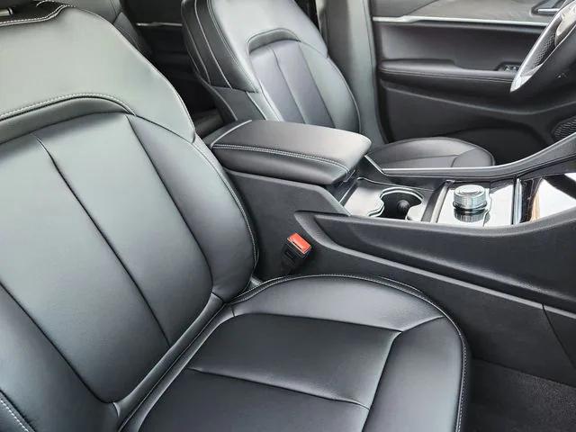 2025 Jeep Grand Cherokee Limited 4x2