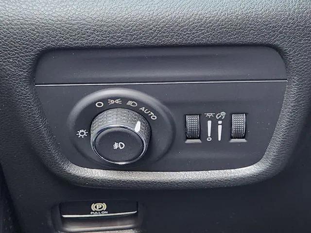 2025 Jeep Grand Cherokee Limited 4x2