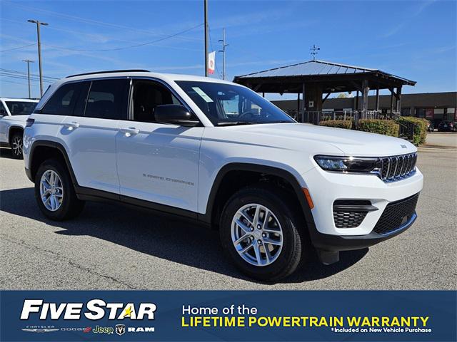 2025 Jeep Grand Cherokee GRAND CHEROKEE LAREDO X 4X2