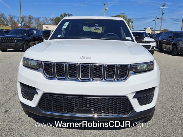 2025 Jeep Grand Cherokee GRAND CHEROKEE LAREDO X 4X2