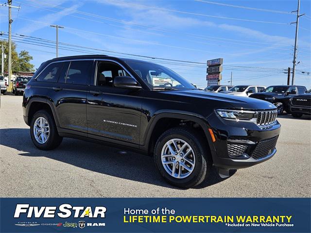 2025 Jeep Grand Cherokee GRAND CHEROKEE LAREDO X 4X2