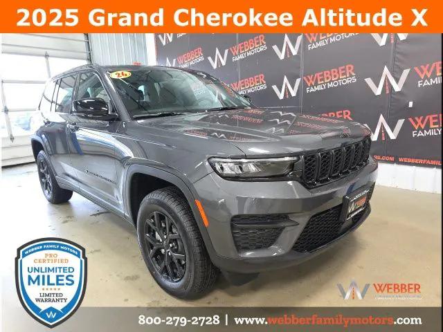 2025 Jeep Grand Cherokee GRAND CHEROKEE ALTITUDE X 4X4