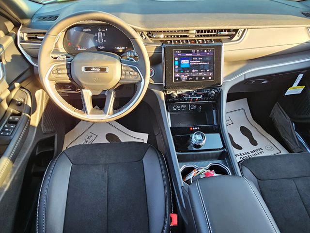 2025 Jeep Grand Cherokee Altitude X 4x2