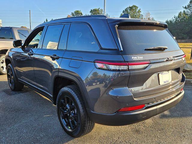 2025 Jeep Grand Cherokee Altitude X 4x2