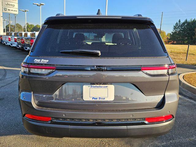 2025 Jeep Grand Cherokee Altitude X 4x2