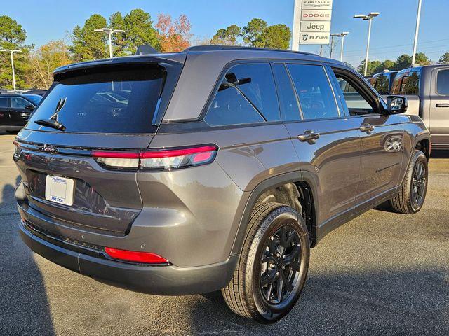 2025 Jeep Grand Cherokee Altitude X 4x2
