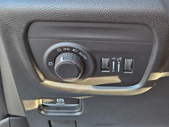 2025 Jeep Grand Cherokee Altitude X 4x2