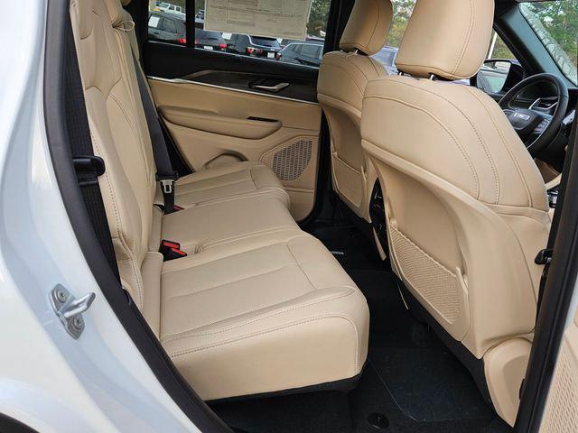 2025 Jeep Grand Cherokee Limited 4x2