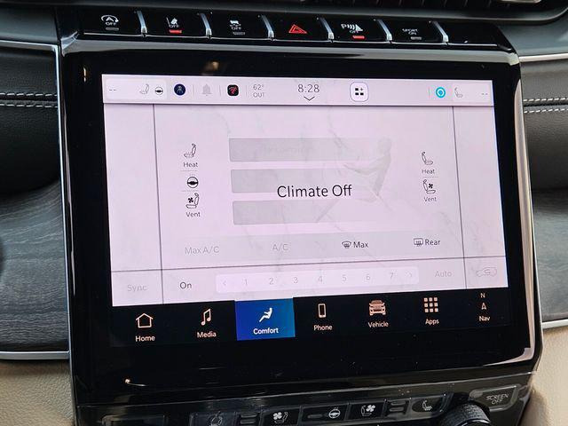 2025 Jeep Grand Cherokee Limited 4x2