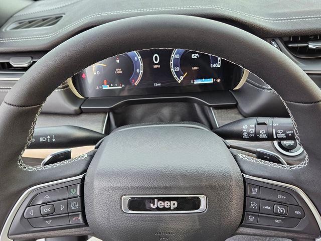 2025 Jeep Grand Cherokee Limited 4x2