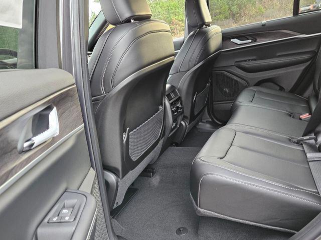 2025 Jeep Grand Cherokee Limited 4x2