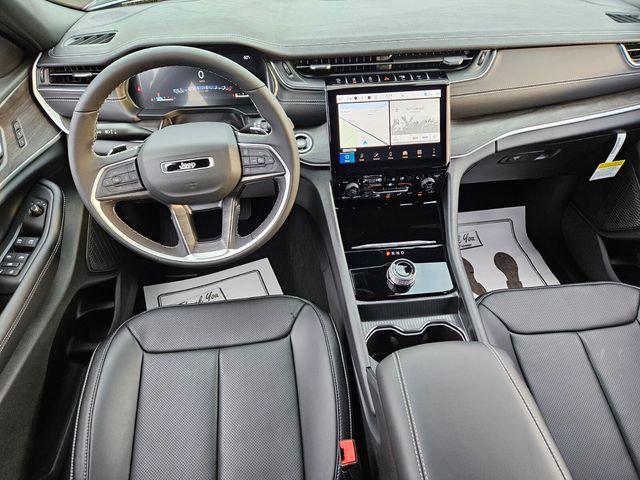 2025 Jeep Grand Cherokee Limited 4x2