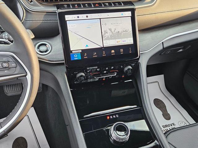 2025 Jeep Grand Cherokee Limited 4x2