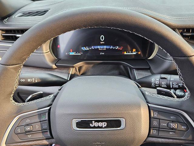 2025 Jeep Grand Cherokee Limited 4x2