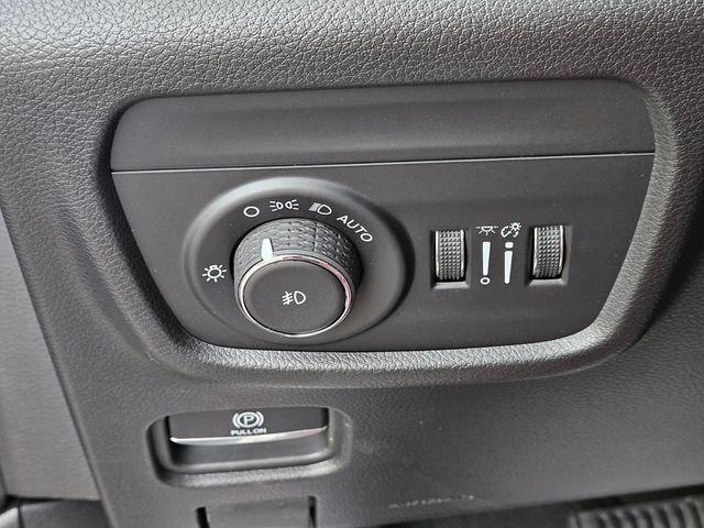 2025 Jeep Grand Cherokee Limited 4x2