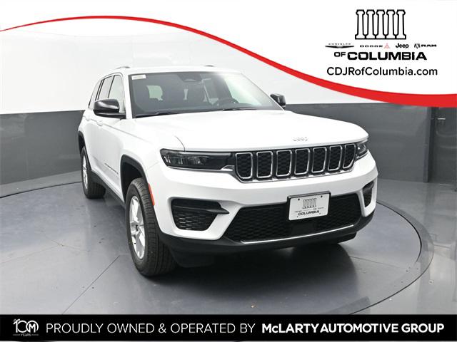 2025 Jeep Grand Cherokee GRAND CHEROKEE LAREDO X 4X4