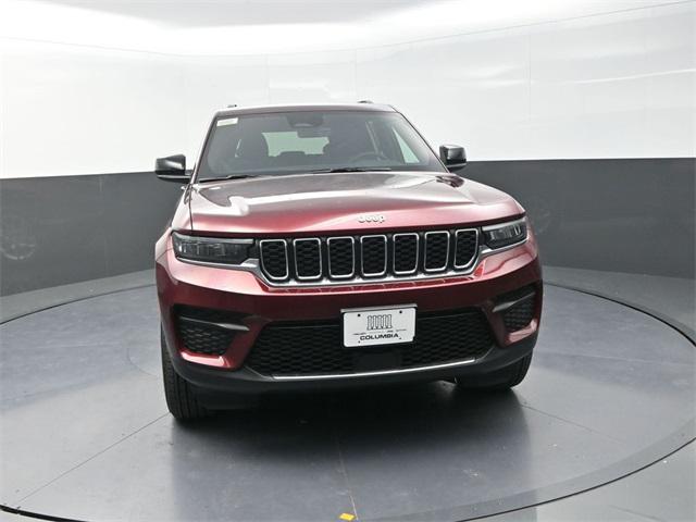 2025 Jeep Grand Cherokee GRAND CHEROKEE LAREDO X 4X4 2025 Jeep Grand Cherokee GRAND CHEROKEE LAREDO X 4X4