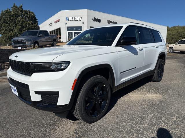 2025 Jeep Grand Cherokee GRAND CHEROKEE L ALTITUDE 4X4 2025 Jeep Grand Cherokee GRAND CHEROKEE L ALTITUDE 4X4