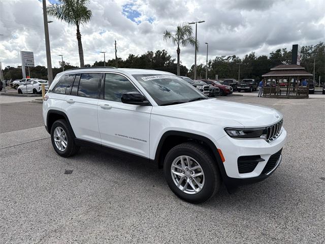 2025 Jeep Grand Cherokee GRAND CHEROKEE LAREDO X 4X4 2025 Jeep Grand Cherokee GRAND CHEROKEE LAREDO X 4X4