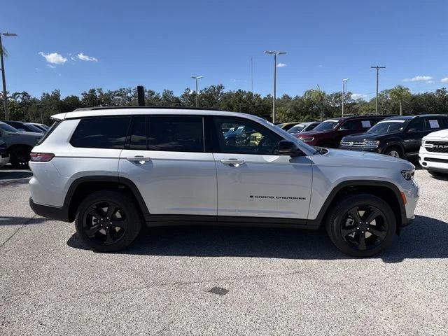 2025 Jeep Grand Cherokee GRAND CHEROKEE L LIMITED 4X2 2025 Jeep Grand Cherokee GRAND CHEROKEE L LIMITED 4X2