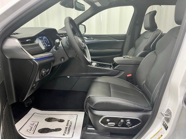 2025 Jeep Grand Cherokee GRAND CHEROKEE L OVERLAND 4X4