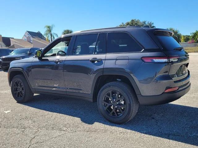 2025 Jeep Grand Cherokee Altitude X 4x2