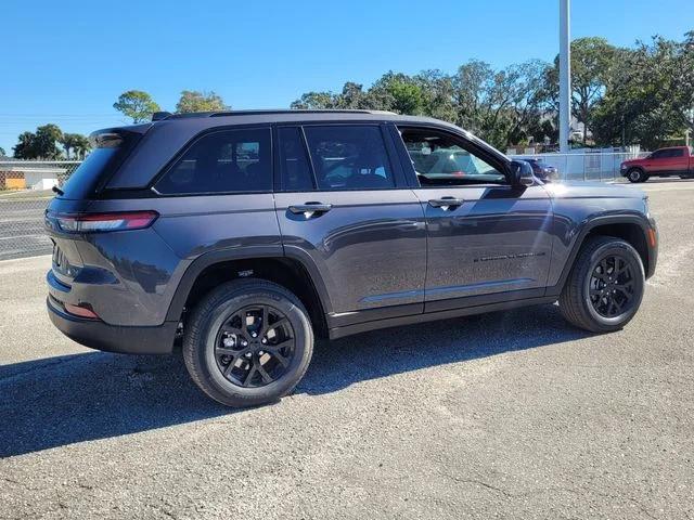 2025 Jeep Grand Cherokee Altitude X 4x2