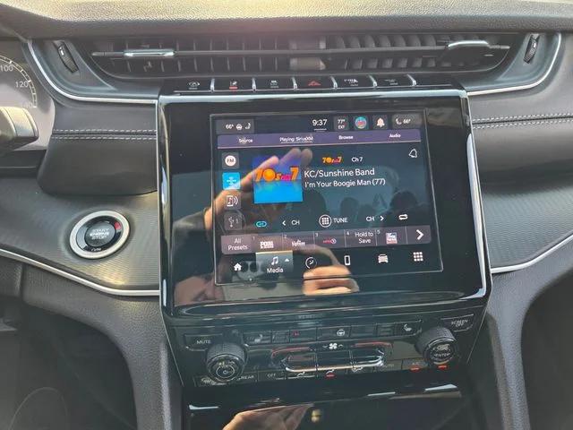 2025 Jeep Grand Cherokee Altitude X 4x2
