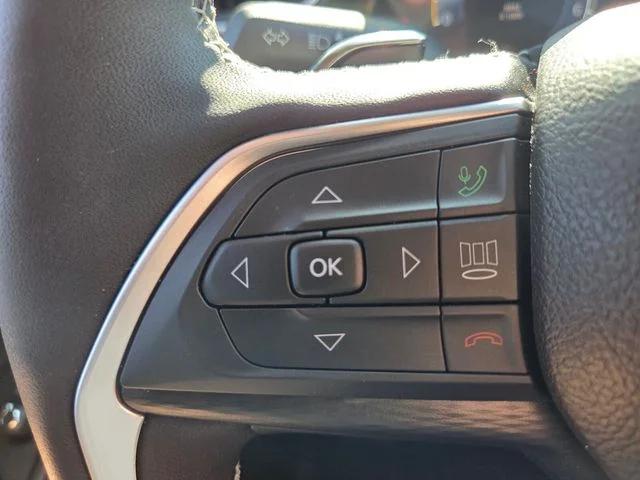2025 Jeep Grand Cherokee Altitude X 4x2