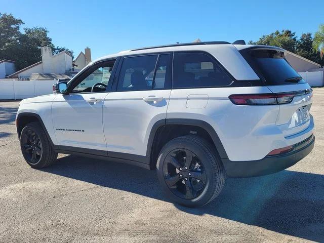 2025 Jeep Grand Cherokee Limited 4x2