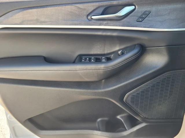 2025 Jeep Grand Cherokee Limited 4x2
