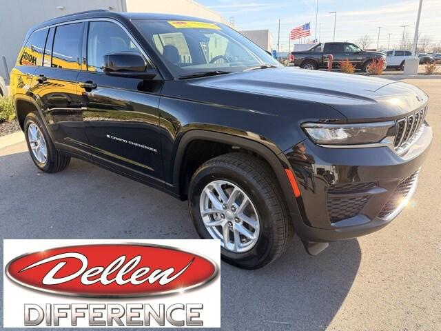 2025 Jeep Grand Cherokee GRAND CHEROKEE LAREDO X 4X4