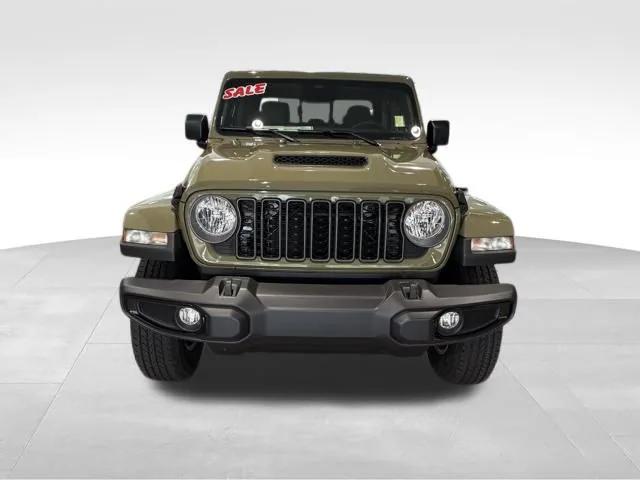 2026 Jeep Gladiator GLADIATOR SPORT S 4X4 2026 Jeep Gladiator GLADIATOR SPORT S 4X4