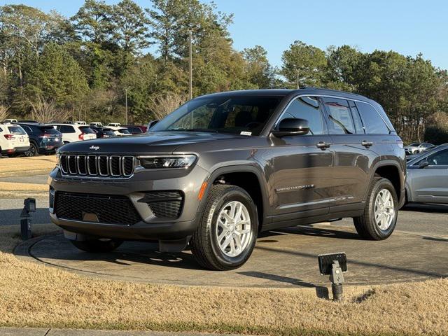 2025 Jeep Grand Cherokee GRAND CHEROKEE LAREDO X 4X2 2025 Jeep Grand Cherokee GRAND CHEROKEE LAREDO X 4X2
