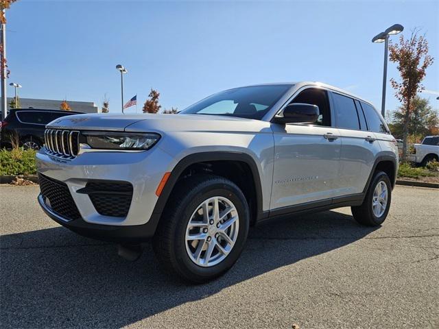 2025 Jeep Grand Cherokee GRAND CHEROKEE LAREDO X 4X2 2025 Jeep Grand Cherokee GRAND CHEROKEE LAREDO X 4X2