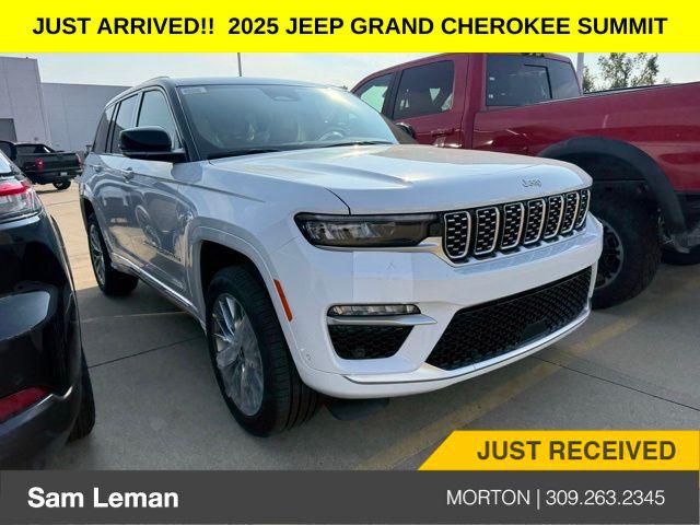 2025 Jeep Grand Cherokee GRAND CHEROKEE SUMMIT 4X4