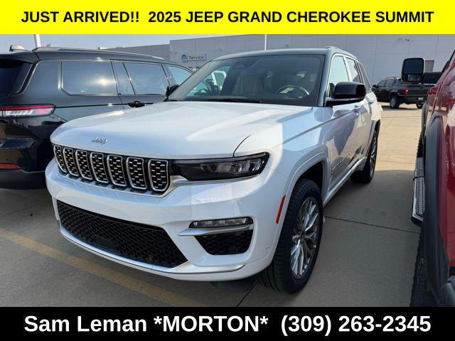 2025 Jeep Grand Cherokee GRAND CHEROKEE SUMMIT 4X4