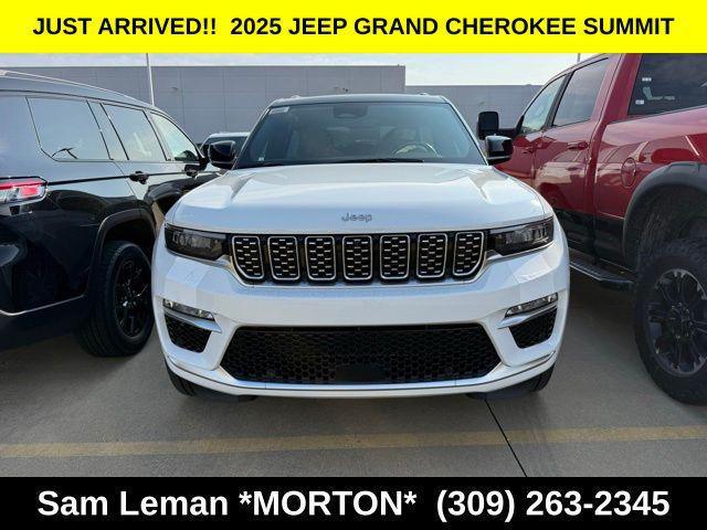 2025 Jeep Grand Cherokee GRAND CHEROKEE SUMMIT 4X4