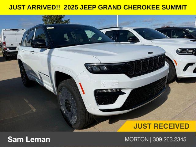 2025 Jeep Grand Cherokee GRAND CHEROKEE SUMMIT 4X4 2025 Jeep Grand Cherokee GRAND CHEROKEE SUMMIT 4X4
