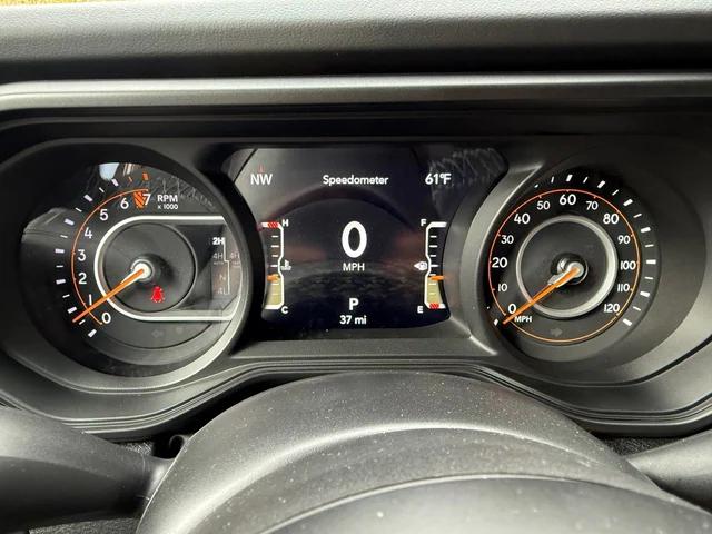 2026 Jeep Gladiator Sport