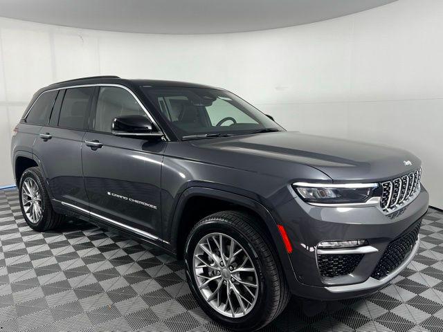 2025 Jeep Grand Cherokee GRAND CHEROKEE SUMMIT 4X4