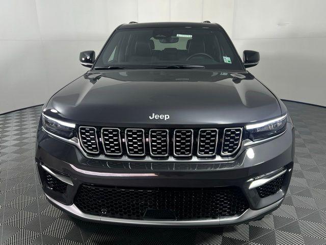 2025 Jeep Grand Cherokee GRAND CHEROKEE SUMMIT 4X4