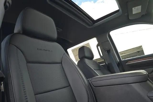 2026 GMC Sierra 2500HD Crew Cab, Standard Bed, Denali, 4WD
