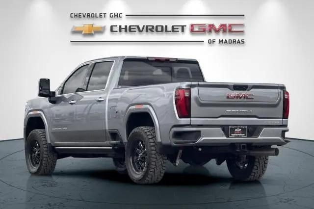 2026 GMC Sierra 2500HD Crew Cab, Standard Bed, Denali, 4WD